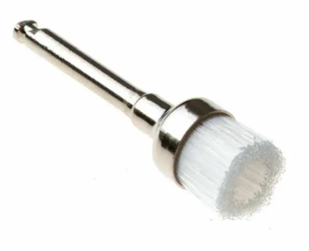 Щетка малая нейлоновая, белая 